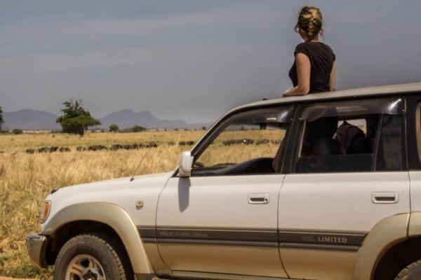 Chauffeur hire in Uganda, Car rental driver guide